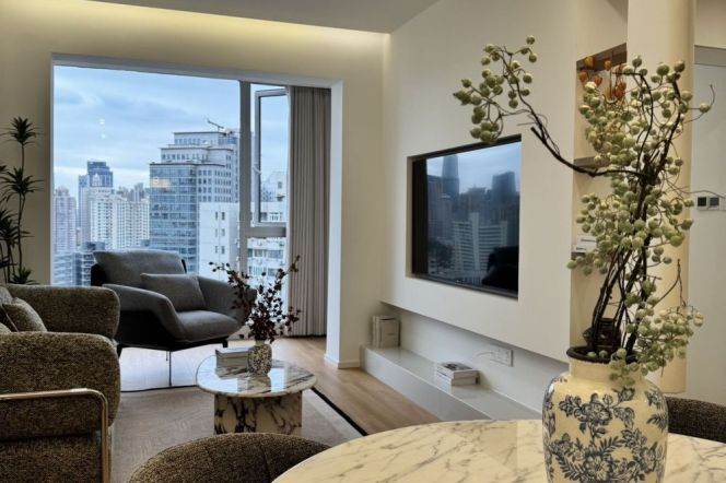 Suzhou Creek | Simple & Beautiful 1BR + Big windows | Hanzhong rd metro | Good view