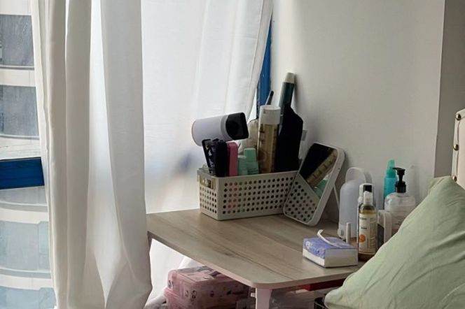 Jiangsu Road 3800rmb Studio Apartment