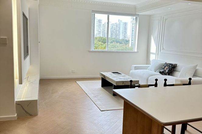  modern 2brs 2bathrooms Nr Zhongshan park M2/3/4