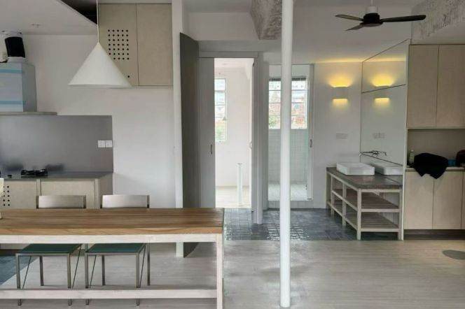 Brand new 2brs/100sqm & open balcony/oven @Changshu Rd&Line1/7