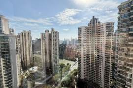 3 br 160 sqm Apt &floor heating &Suzhou creek view/nice compound &gym/pool 14.5K