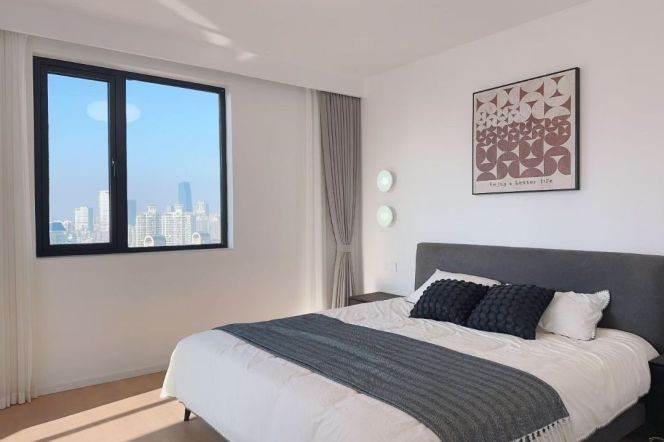 3 br 160 sqm modern high rise &floor heating &oven/Xinhua rd 18K