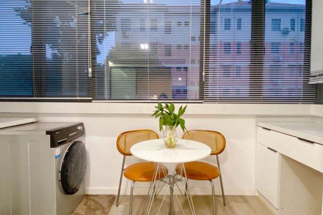  Modern 1br Apt w/Central AC nr Yuqiao Station, Line 11/18, Pudong
