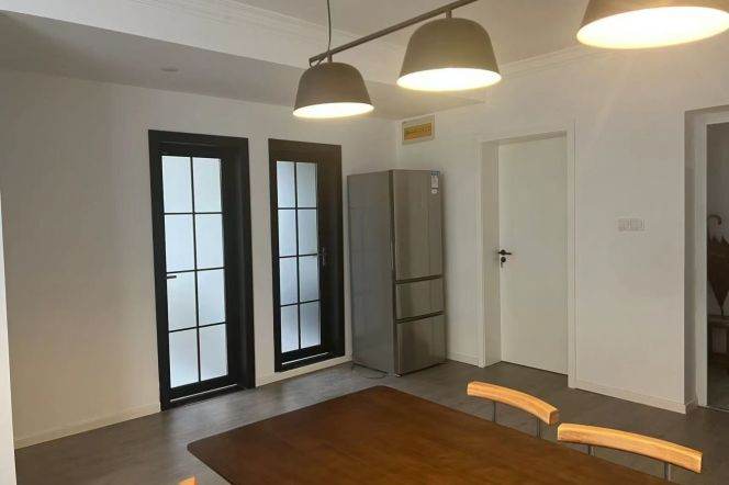 Spacious 2br near Changping Rd M7