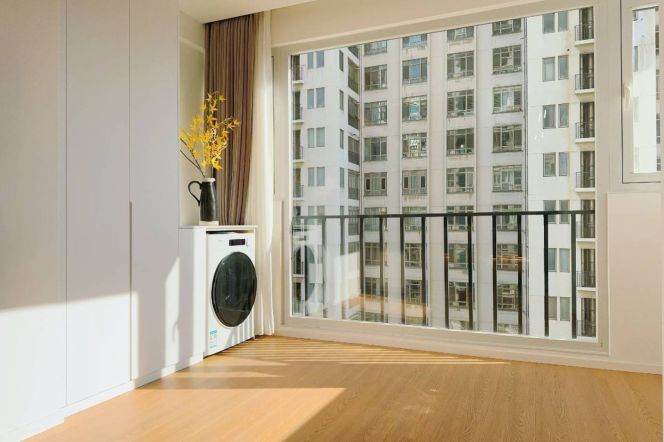 Zhongshan Park/1br1bt/central AC/floor heat/oven/dishwasher