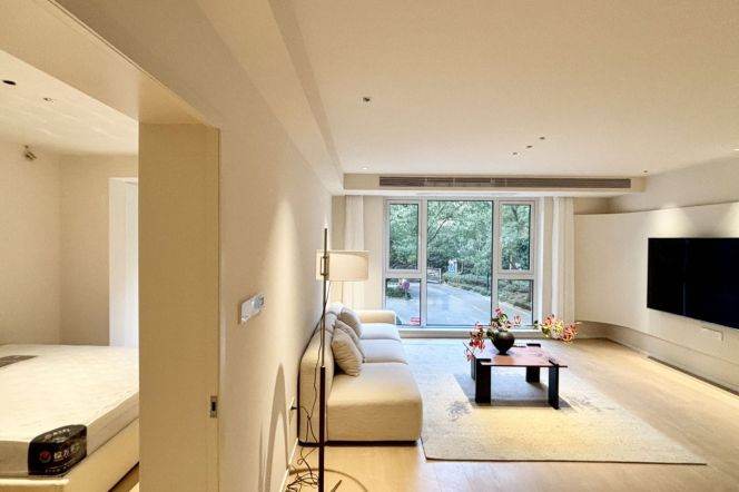 2Bdrs 2Baths/Modern&Spacious /140 Sqm/L2/3/4 Zhong Shan Park/elevator/parking