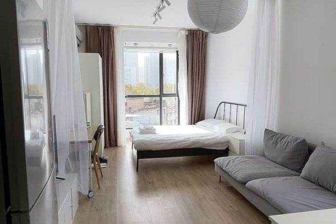 Jiashan rd elevator 1BR apartment