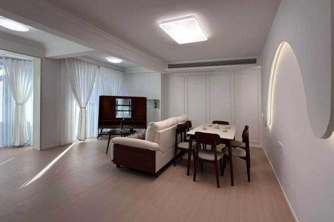 300sqm5brs3baths with terrace in gubei area