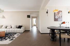 Prime HighRise Residence on Nanjing West Road. 3+1 Beds with Floor Heating/City Views 