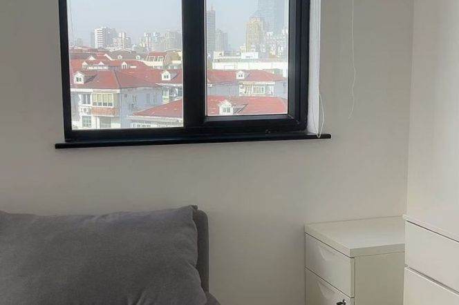 Jiashan rd elevator 1BR apartment