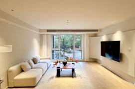 2Bdrs 2Baths/Modern&Spacious /140 Sqm/L2/3/4 Zhong Shan Park/elevator/parking