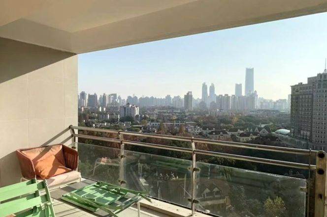 Bright 3Brs in Central Residence