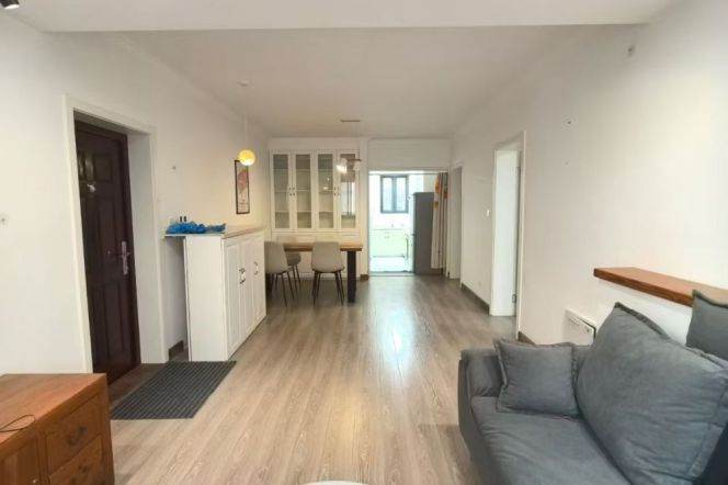 Modern 2br/105sqm & floor heating/balcony @Changshu Rd & Line 1/7