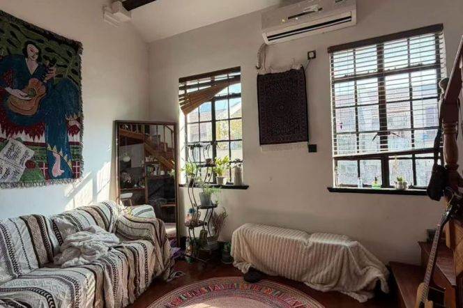 Changshu rd 2BR 2bath apartment