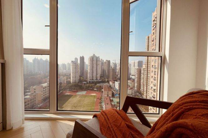  Renovated 1br high-rise at Huangpu Line 4/8/9 