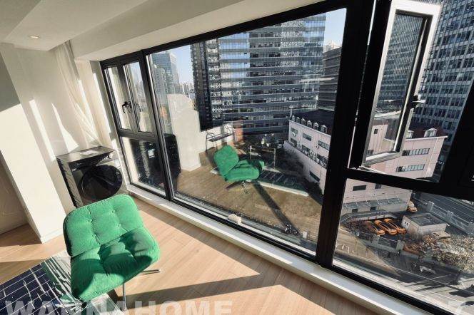 Luxury Building/Line 1/12/13 MT/Suzhou Creek/Brand New/Bathtub/Large Storages/Heater/Cozy3br2bt