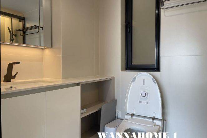 Modern&Fabulous&ReallyBright 2Bdrs 1Bath Apt+Zhongshan Park+Awesome View+Top Compound