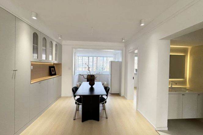  Quality 2br apt with wall heating in Pudong   M4&6 