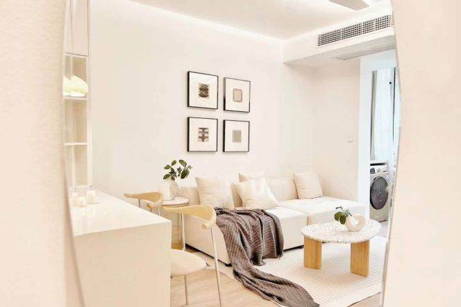 2 brs near L2/L11 jiangsu rd station