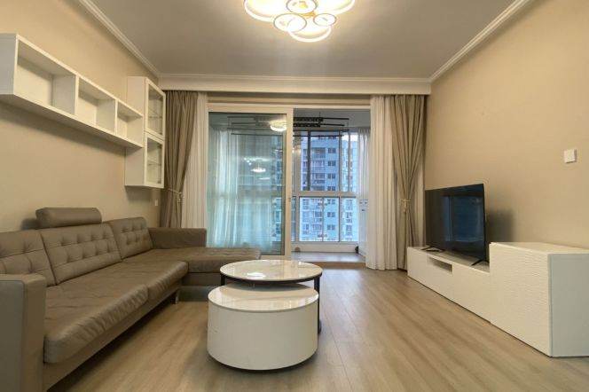 Morden 1bedroom with balcony  belong to Tianzifang area 