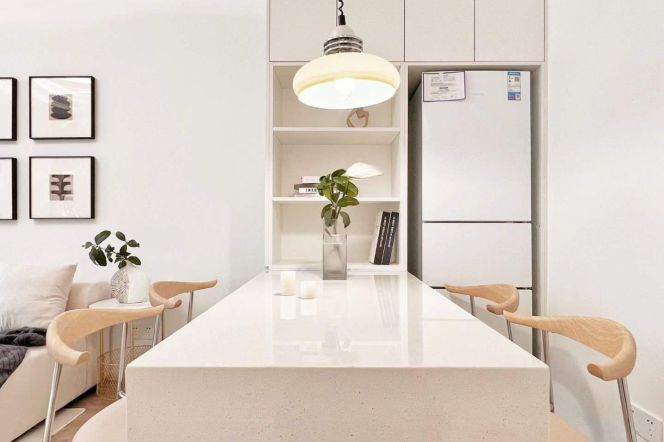 2 brs near L2/L11 jiangsu rd station