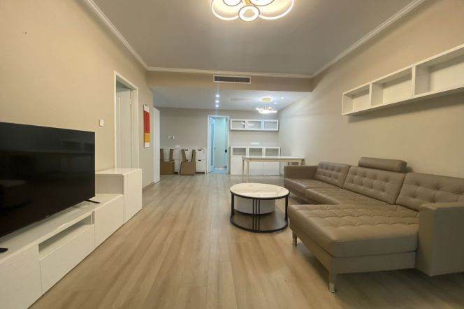 Morden 1bedroom with balcony  belong to Tianzifang area 