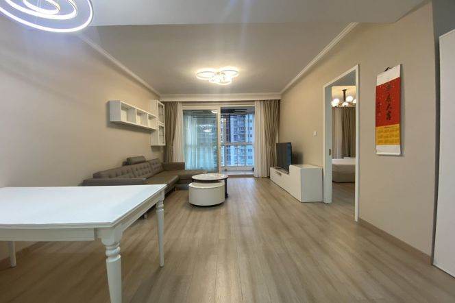 Morden 1bedroom with balcony  belong to Tianzifang area 