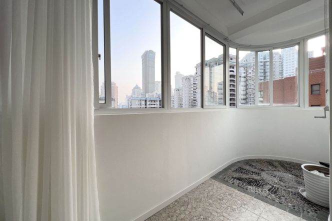 Spacious 2br 2lr/wall heating/big balcony,Hanzhong rd@L12/13/1