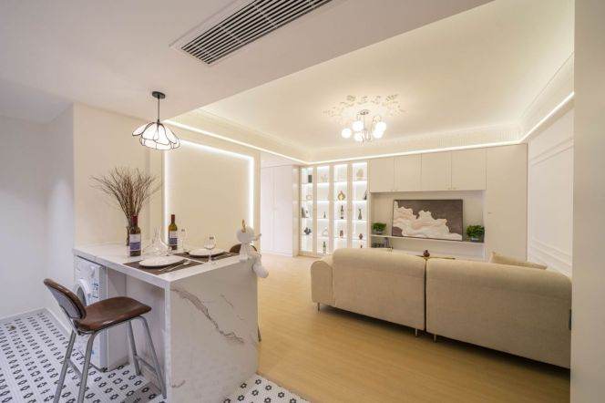 Morden 1bedroom with balcony and floor heating in central Xujiahui area