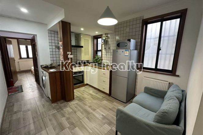 Nice 1BR Wall heating Garden Changshu Rd 9k