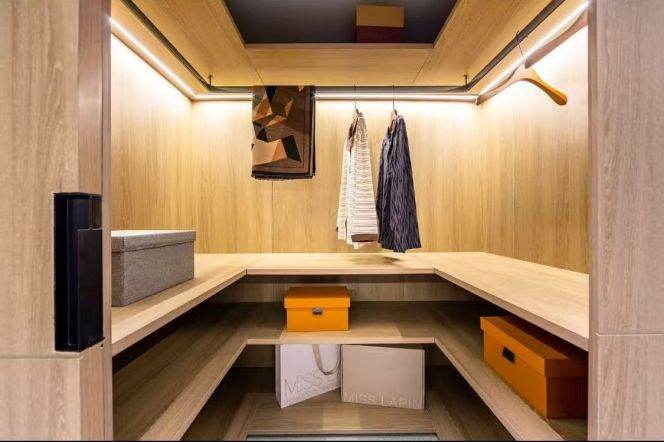 1Studio near line 10 Fu'dan,Tong'ji and SUFE can long and short term lease