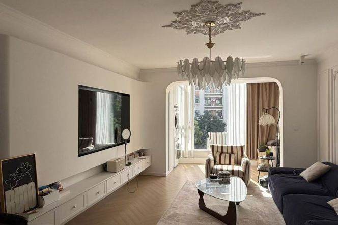 Zhongshan park elevator 2BR apartment