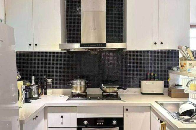 Hengshan rd sta 2br with terrace