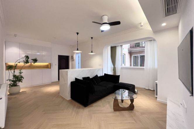 Spacious 2br 2lr/wall heating/big balcony,Hanzhong rd@L12/13/1