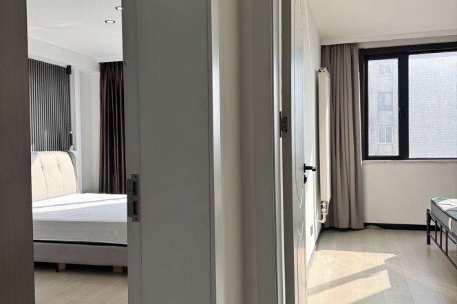 Modern 2BR+cloakroom | Zhongshan Park Metro L2/3/4 | Elevator Nice compound 11.2K