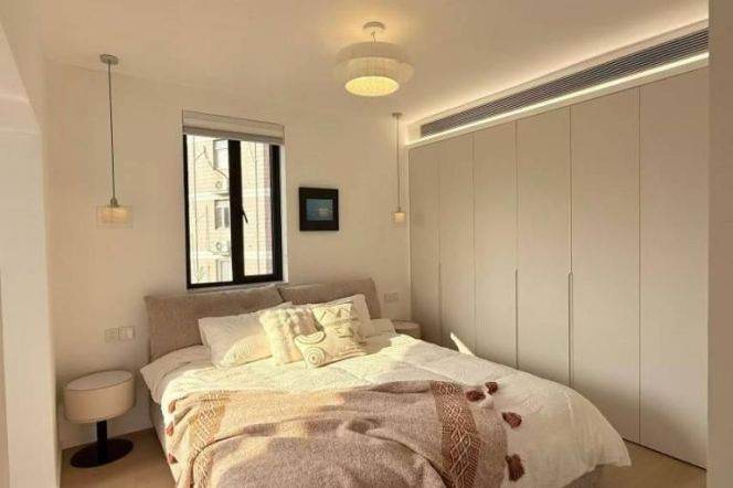 3 br 160 sqm modern&big Living room&floor heating/ Zhongshan Park 19K