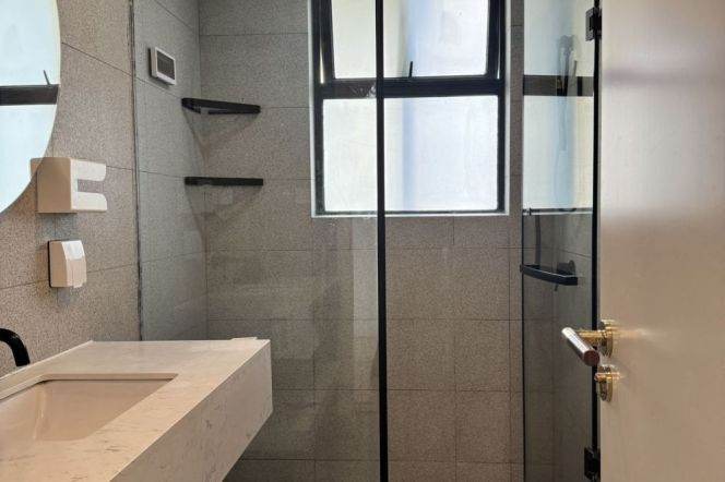 Bright 3BR Apt | Zhongshan Park & Good view | Balcony +Floor heating 16.5K