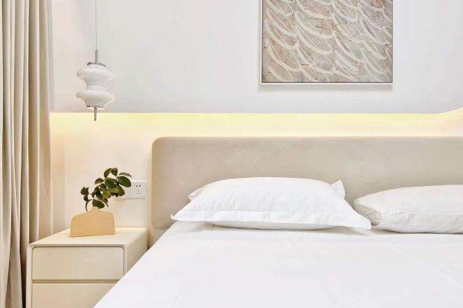 2 brs near L2/L11 jiangsu rd station