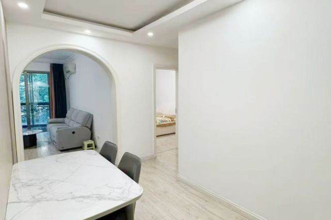 Lovely 2brs/ high class compound @ Taiyuan rd 