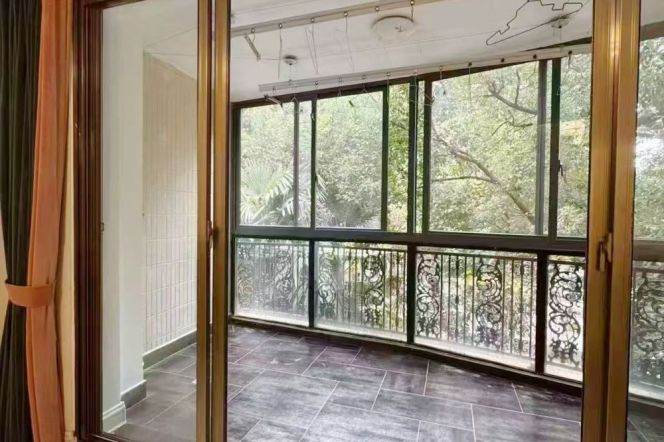 Lovely 2brs/ high class compound @ Taiyuan rd 