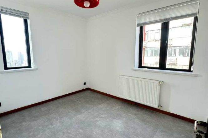 High Floor 2BR Residence w/Heating on Wuxing Rd