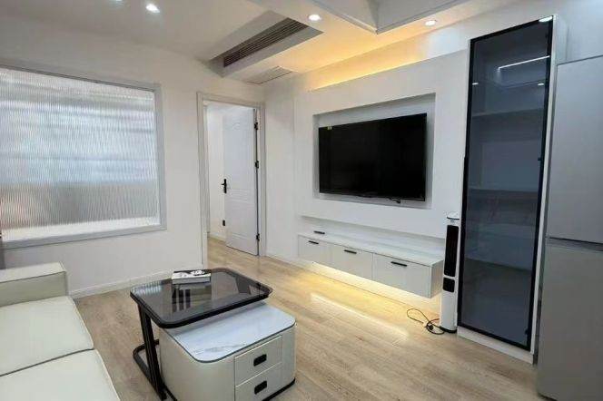 Nice 1Br Songyuan rd Sta M10/1F/45sqm/6.8K/ Donghua Uni/Nice Compound