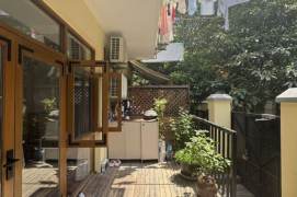 3 br charming old house &floor heating &private yard/ iapm