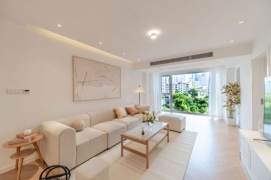 Charming 3BR 2BA Residence in The Courtyards/Zhenning Rd