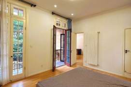 No. 1-10-12 subway station, Shaanxi South Road, Garden villa with outdoor balcony