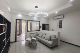  Homey 1br apt with Balcony nr Middle Huaihai Rd  