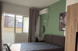 Hengshan rd 1BR apartment with balcony