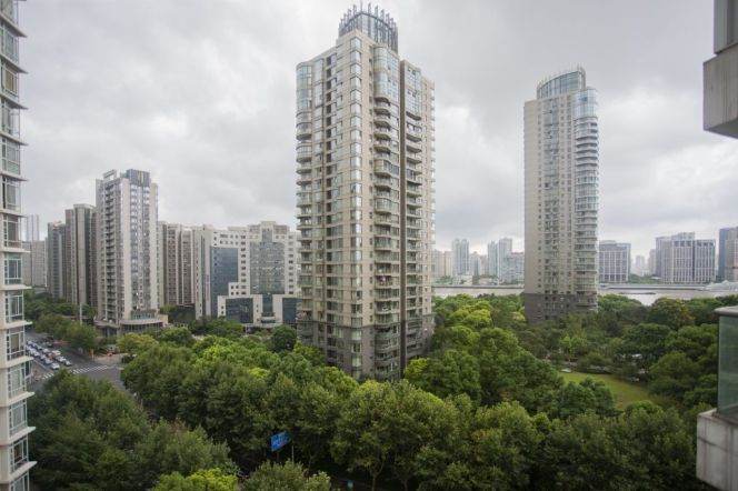 modern 4brs floor heating open balcony open kitchen beside Huang pu river IFC only 24K 