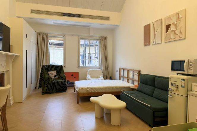 High ceiling 1br-Middle Huaihai/Xintiandi/iapm