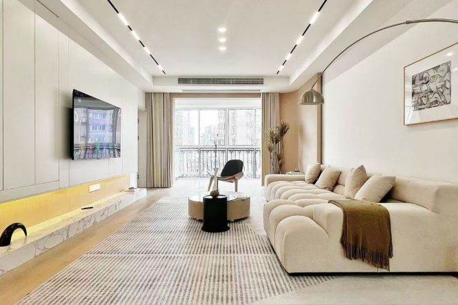 Modern & well connected  3-bedroom apt. close to Sonyuan Rd. or Yaohong Rd. Station L10/15